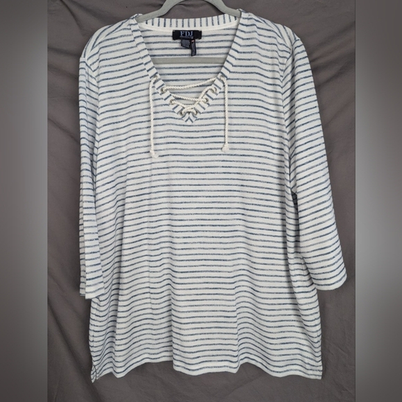 FDJ size XXL tunic striped, tie neckline - Picture 1 of 12